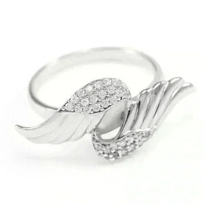 Gorgeous 925 Silver White Sapphires Angel Wings Ring